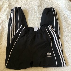 🔸Women’s adidas Track Pants 🔸